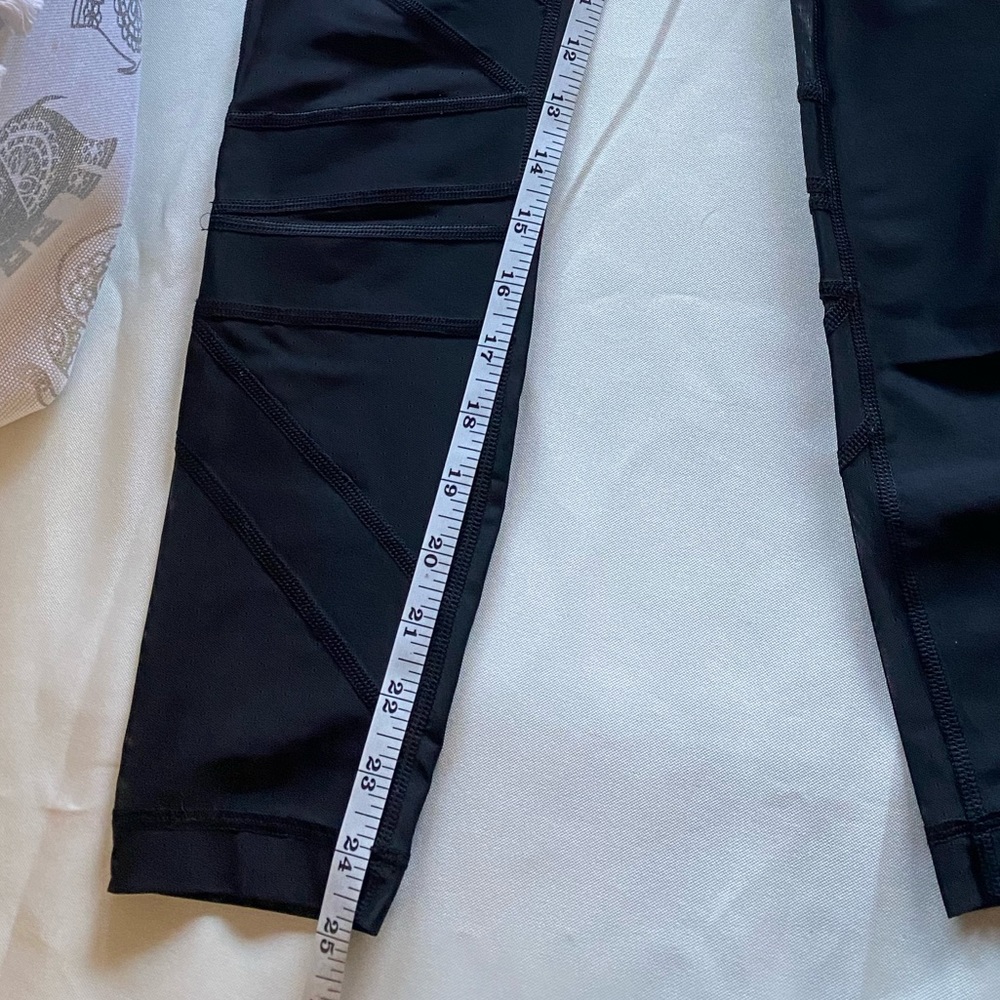 LULULEMON TechMesh ** Discontinued ** Wunder Under - Picture 7 of 11